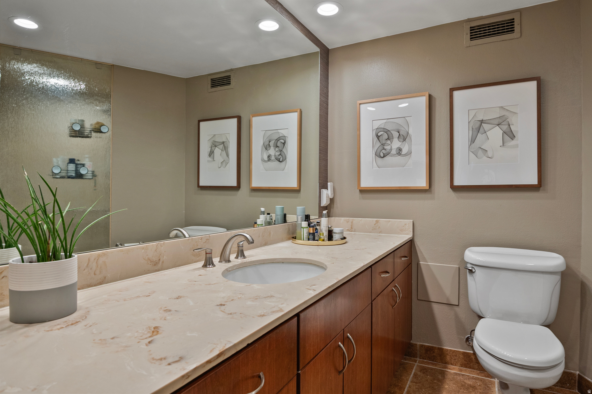 OAK CREST GARDENS - Residential