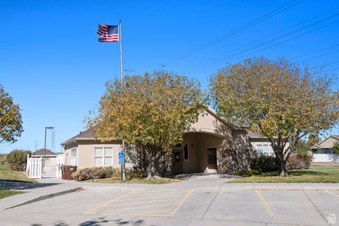 Tiny photo for 4782 W SQUATTER CV, Herriman, UT 84096 (MLS # 2118640)