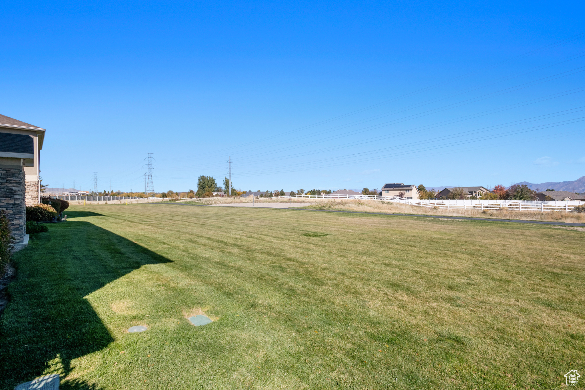 TOWNS AT LEGACY RANCH - Residential