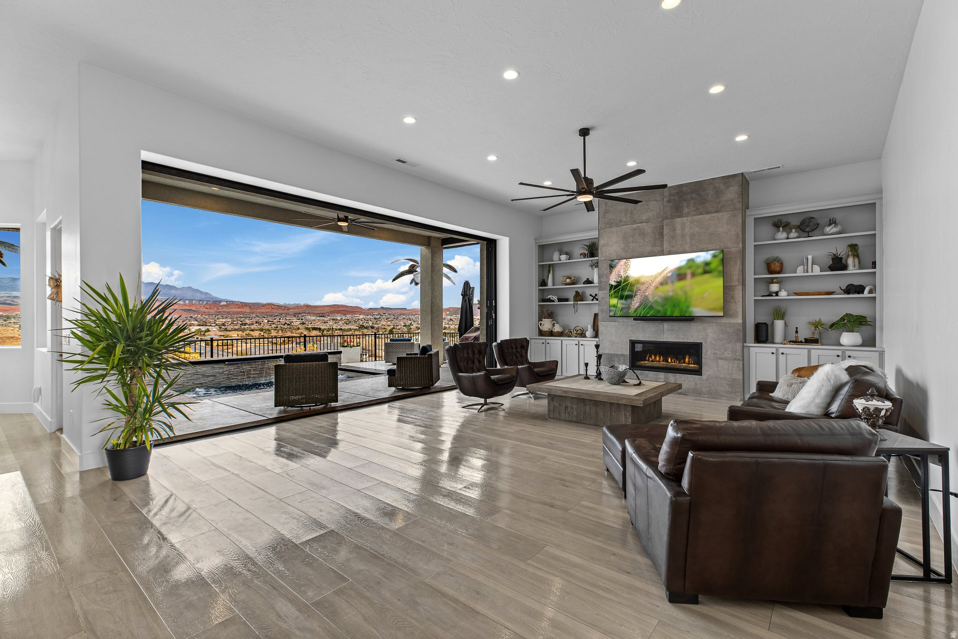 CASCATA AT DIVARIO PH 1 - Residential