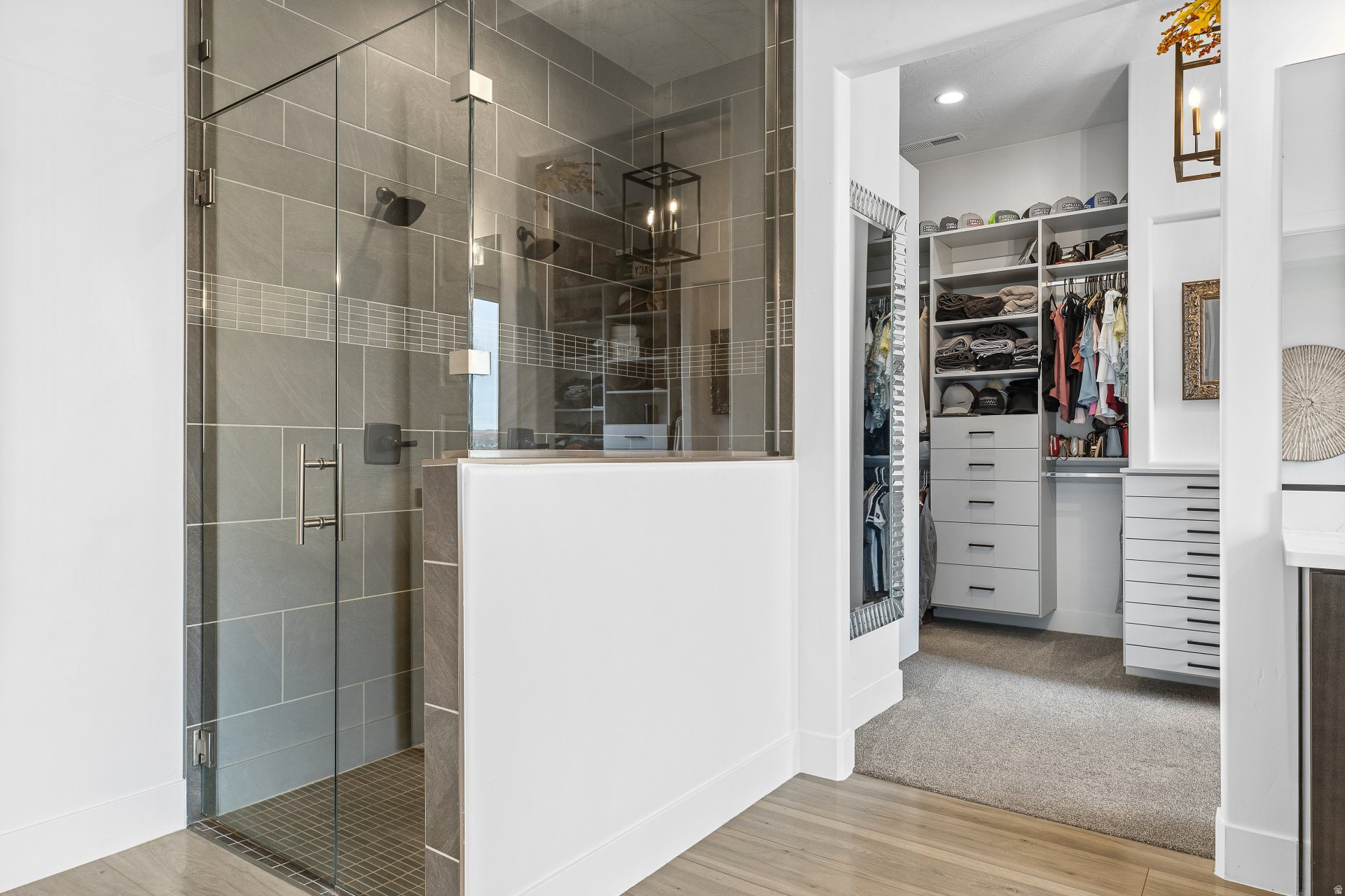 CASCATA AT DIVARIO PH 1 - Residential