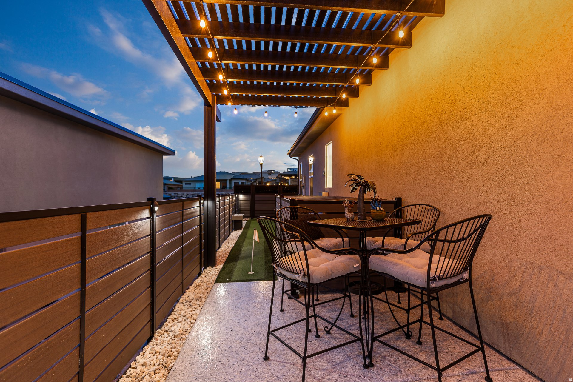 CASCATA AT DIVARIO PH 1 - Residential