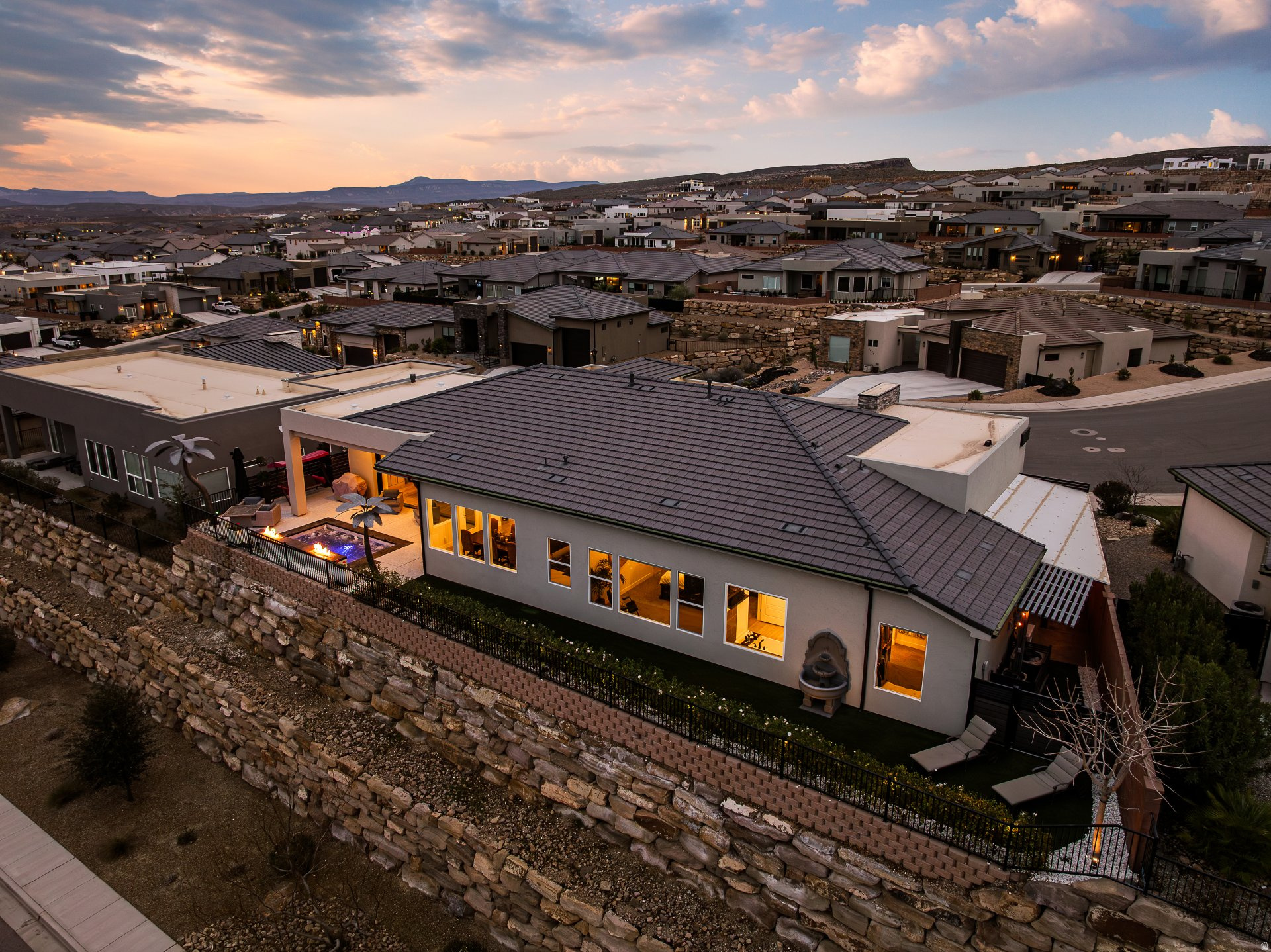 CASCATA AT DIVARIO PH 1 - Residential