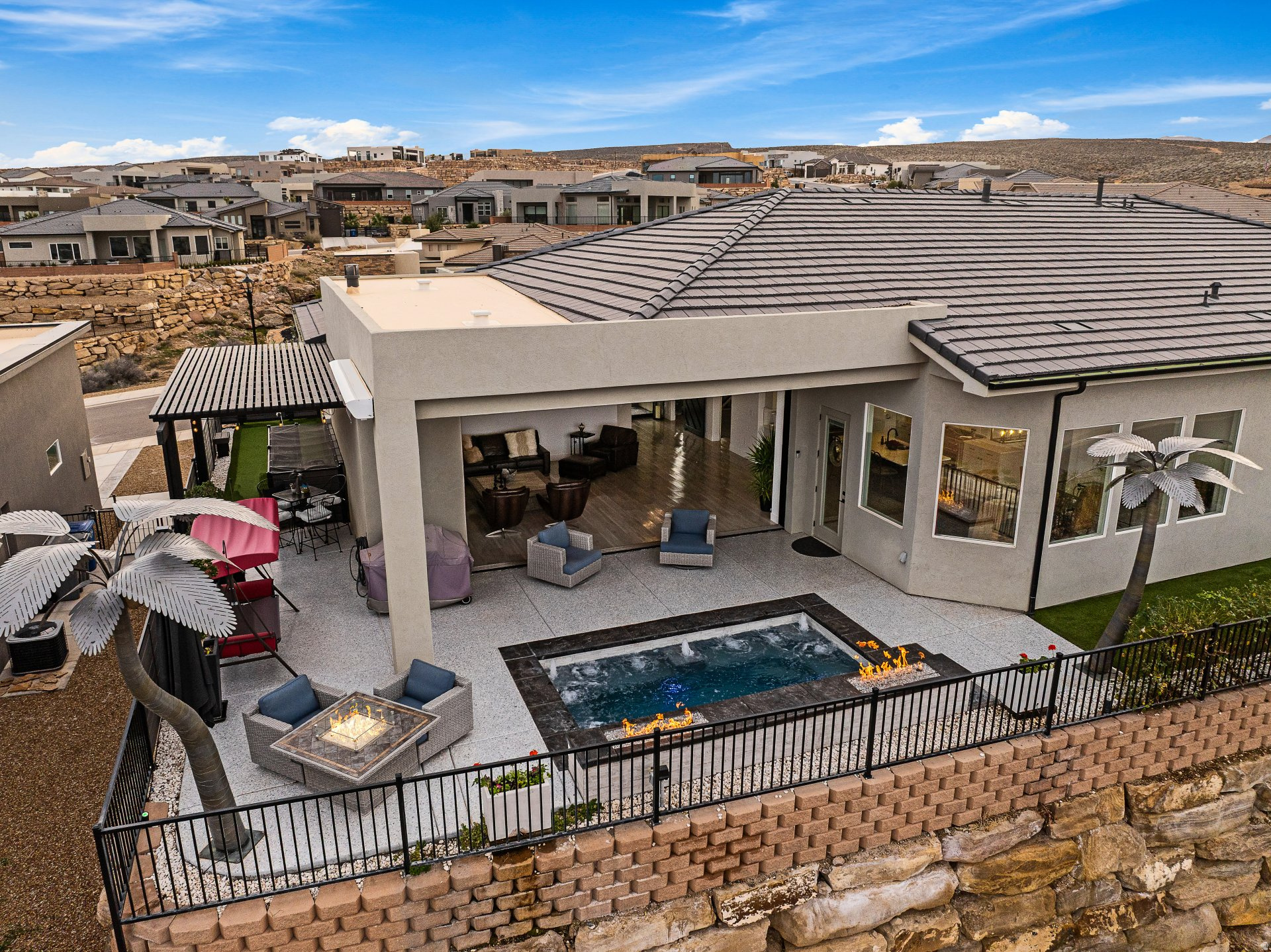 CASCATA AT DIVARIO PH 1 - Residential