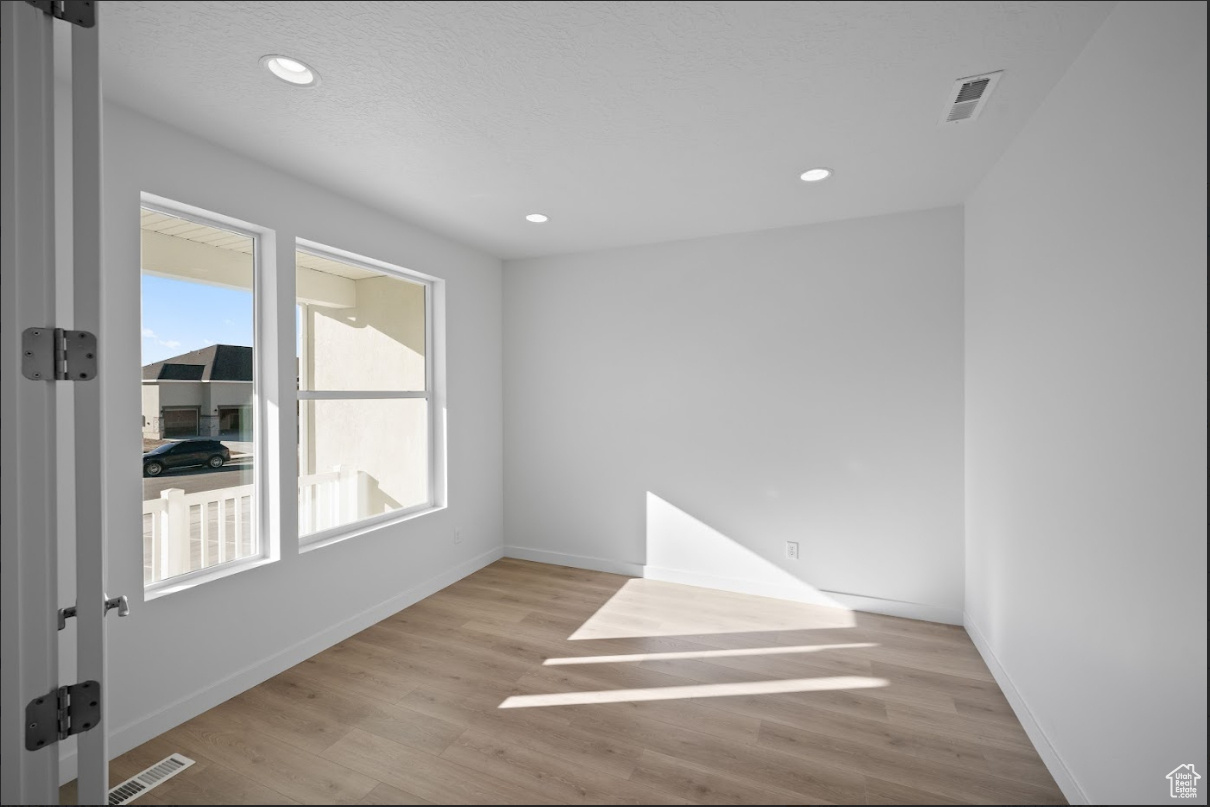 TAYLOR LANDING - Residential