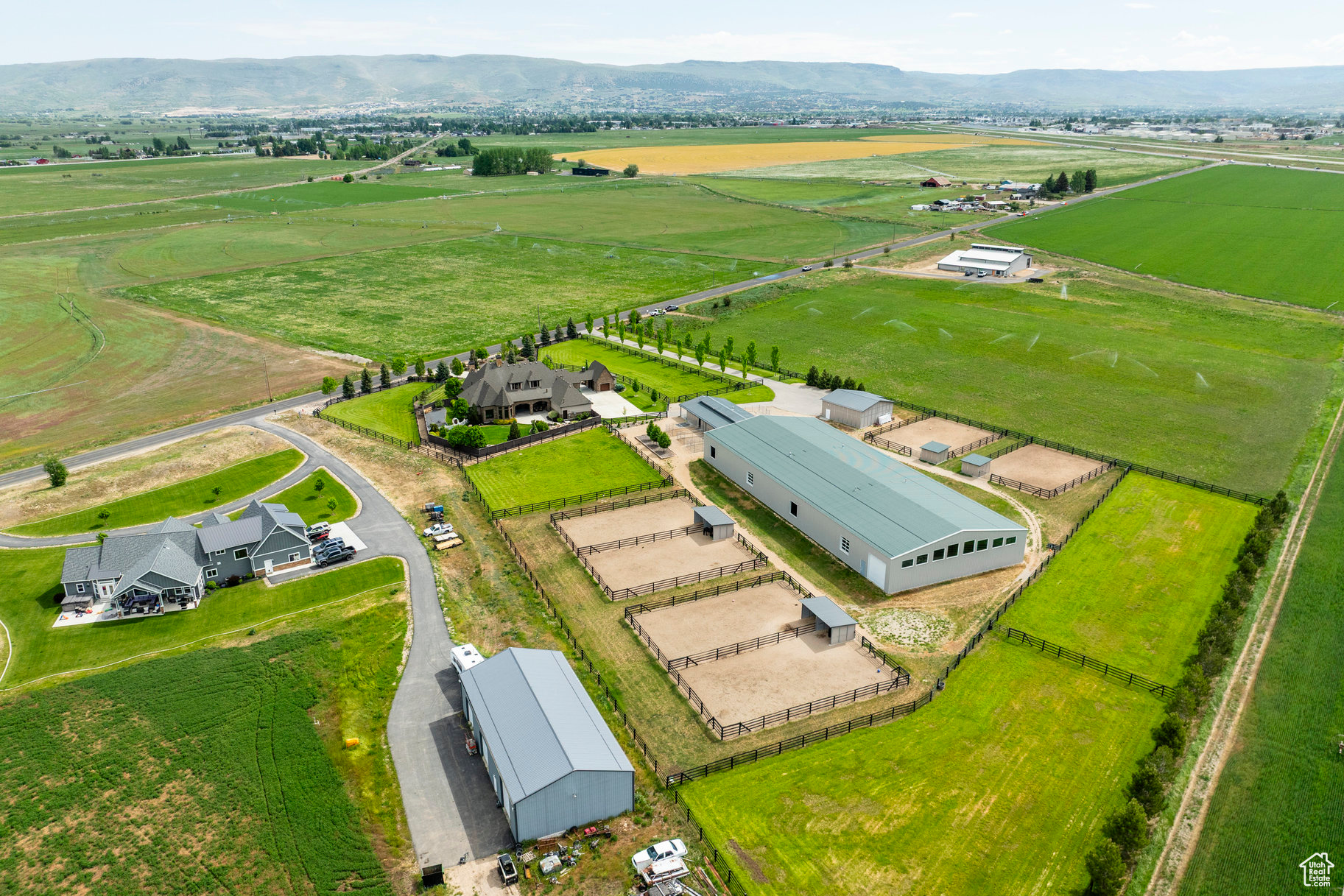 CHARLESTON FARMS SUBDIVISION - Residential