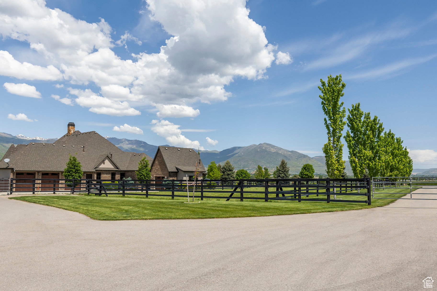 CHARLESTON FARMS SUBDIVISION - Residential