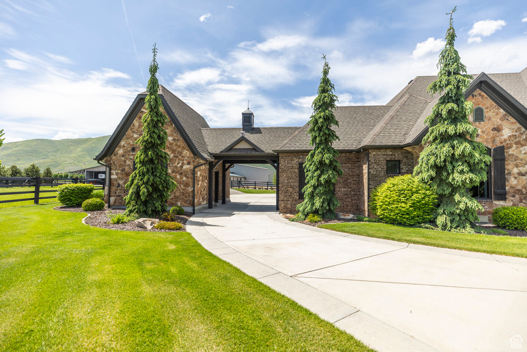 CHARLESTON FARMS SUBDIVISION - Residential