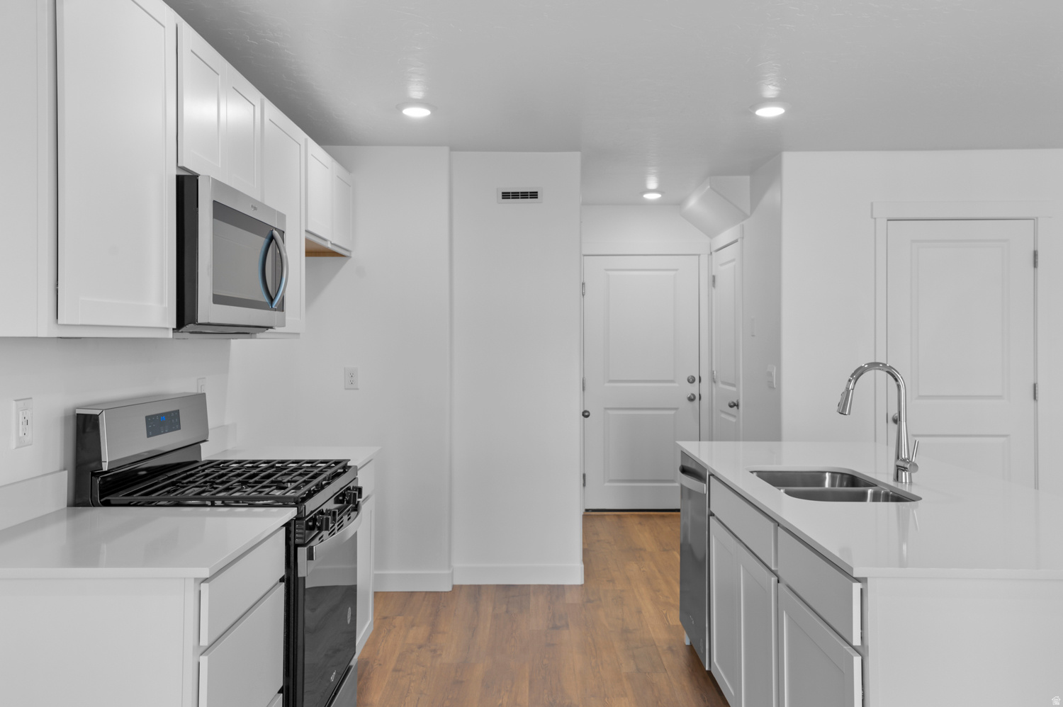 VIRIDIAN - Residential