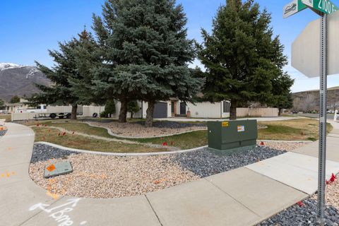 Tiny photo for 7886 S 2100 E, South Weber, UT 84405 (MLS # 2143522)