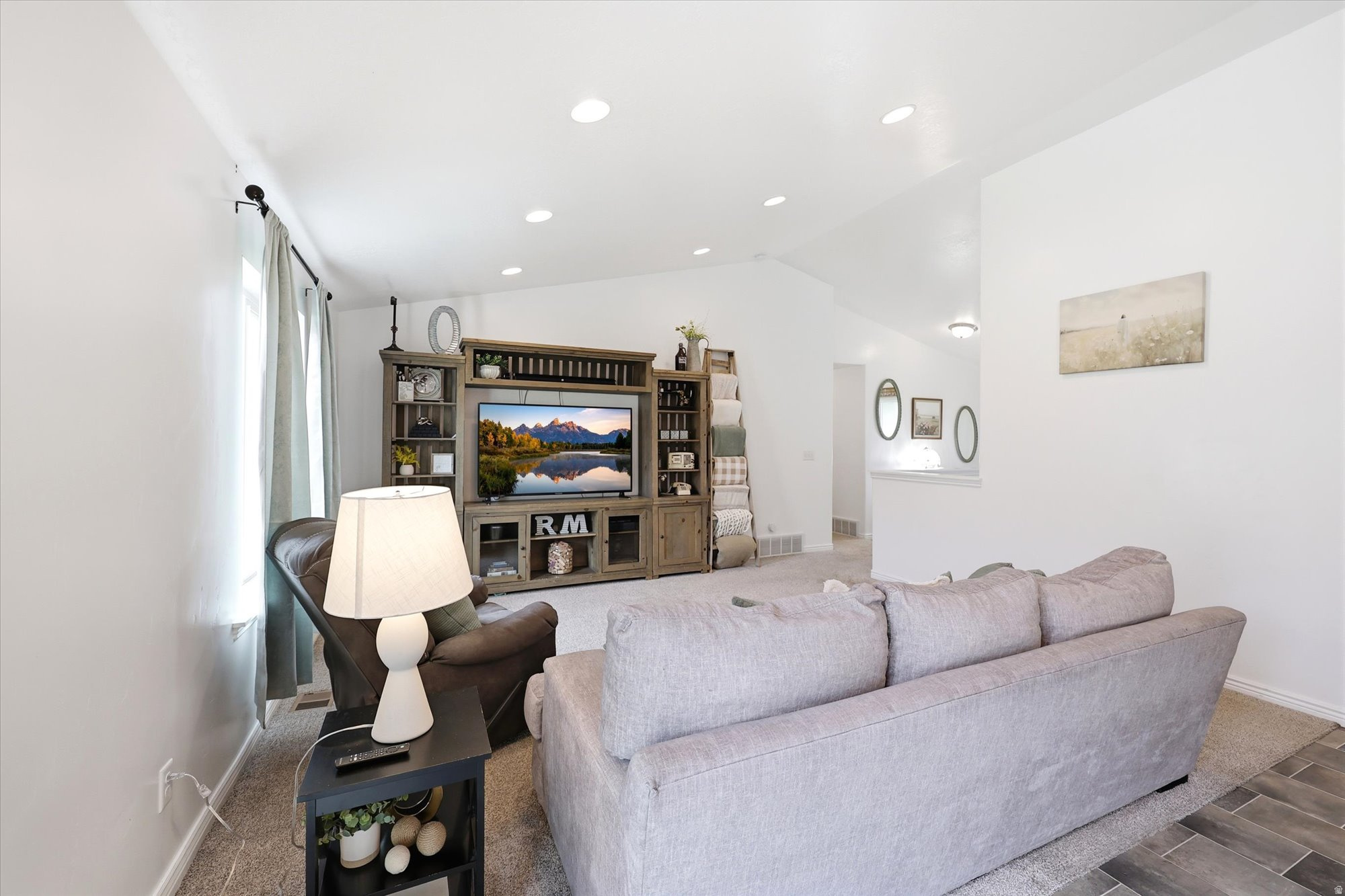 RIDGE - Residential