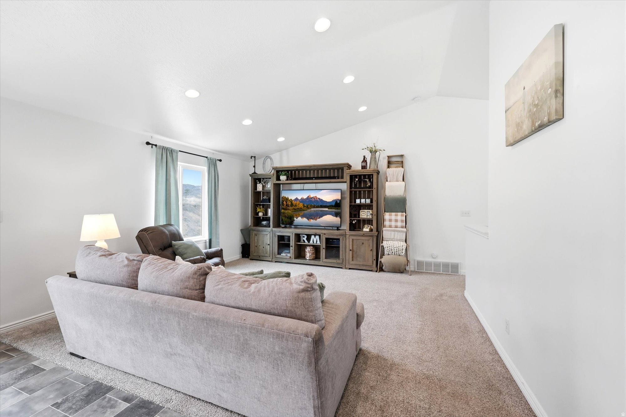 RIDGE - Residential