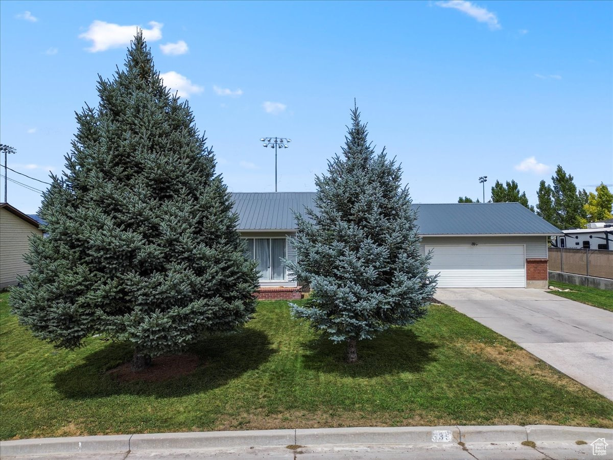 EPHRAIM - Residential