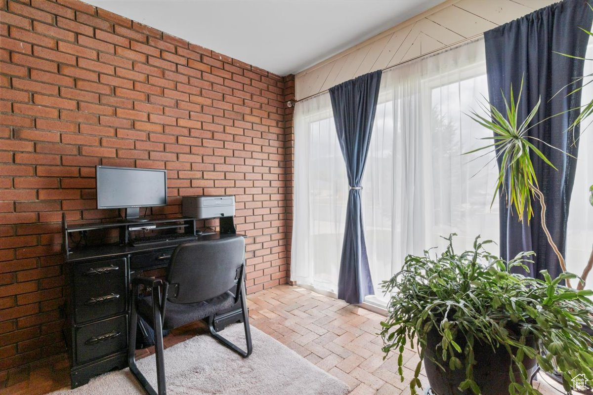 EPHRAIM - Residential