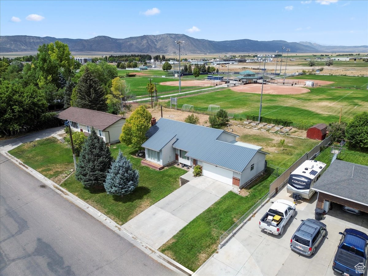 EPHRAIM - Residential