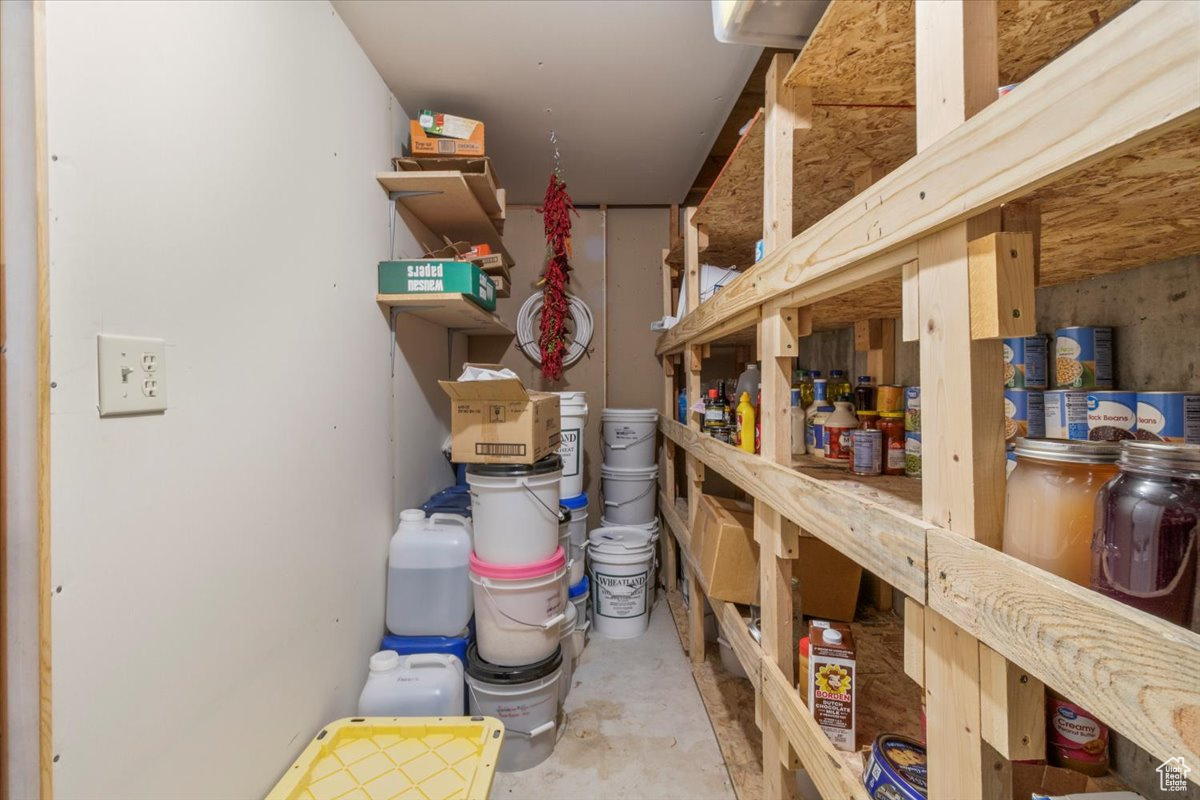 EPHRAIM - Residential