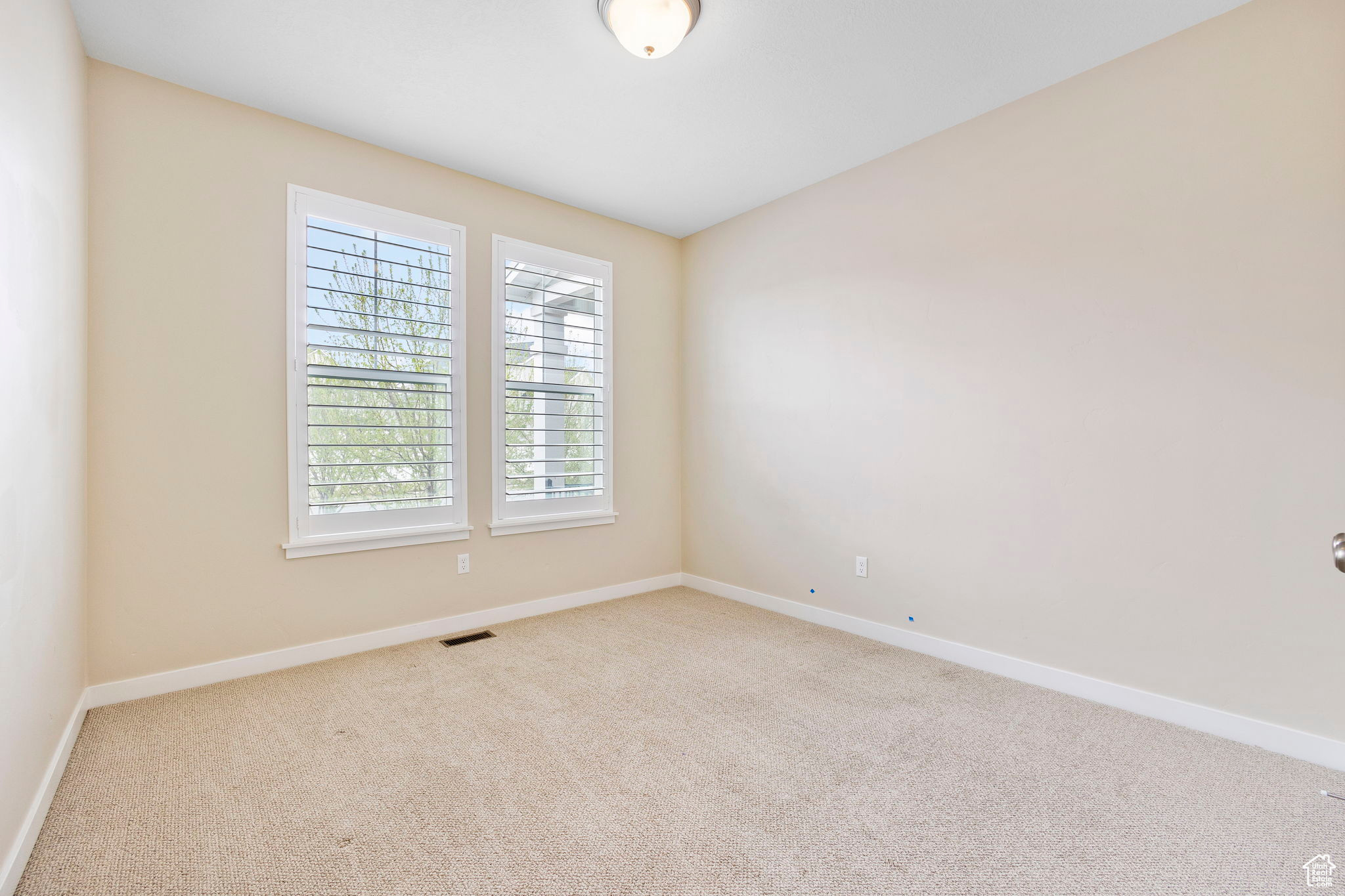 2252 S Parkwood Ln, Kaysville, Utah image 24