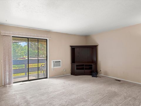 Tiny photo for 5673 S ASPEN CT, South Ogden, UT 84403 (MLS # 2169303)