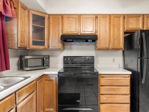Tiny photo for 5673 S ASPEN CT, South Ogden, UT 84403 (MLS # 2169303)
