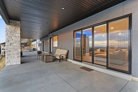 Tiny photo for 1766 VIEW CT, Fruit Heights, UT 84037 (MLS # 2139604)