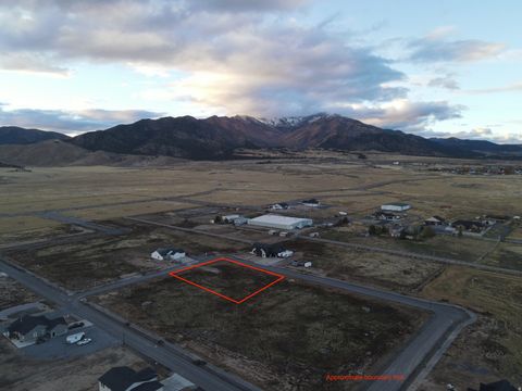 Tiny photo for 3067 W PRAIRIE DOG RD #128, Eagle Mountain, UT 84013 (MLS # 2123793)