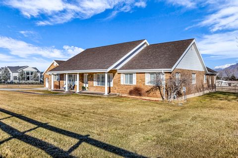 Tiny photo for 1060 W 2620 S, Mapleton, UT 84664 (MLS # 2144802)