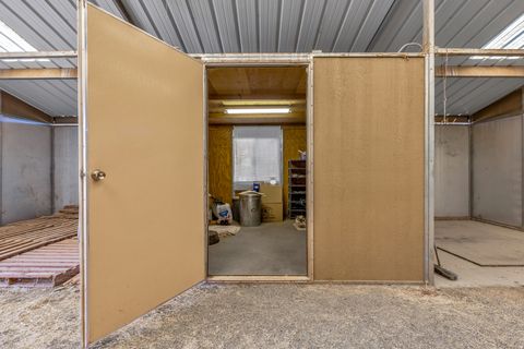 Tiny photo for 1060 W 2620 S, Mapleton, UT 84664 (MLS # 2144802)