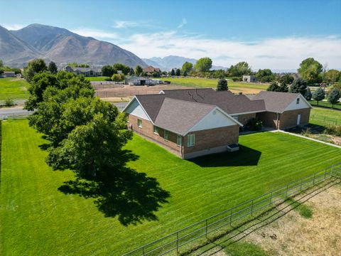 Tiny photo for 1060 W 2620 S, Mapleton, UT 84664 (MLS # 2144802)