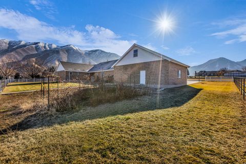 Tiny photo for 1060 W 2620 S, Mapleton, UT 84664 (MLS # 2144802)