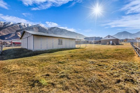 Tiny photo for 1060 W 2620 S, Mapleton, UT 84664 (MLS # 2144802)