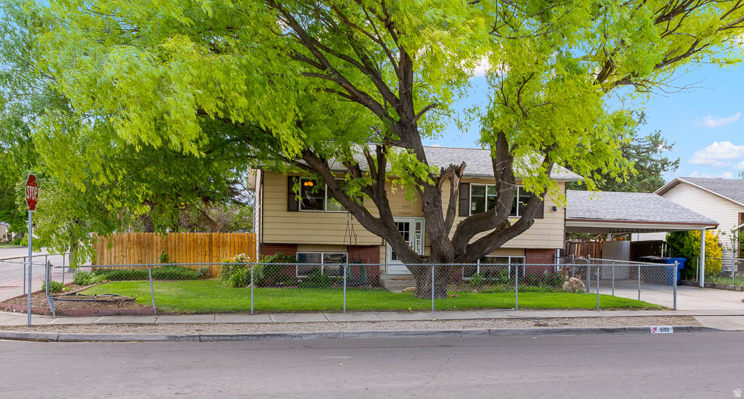 COUNTRY HILLS #1 - Residential