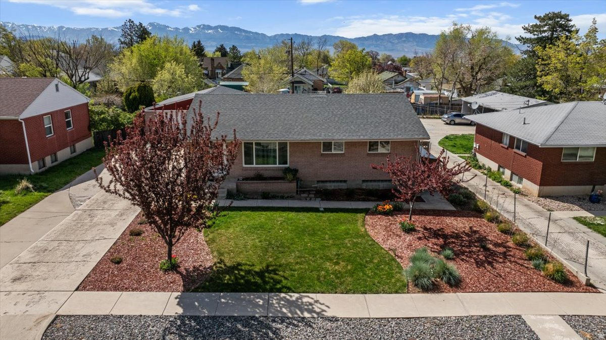 KELSEY SUB - Residential