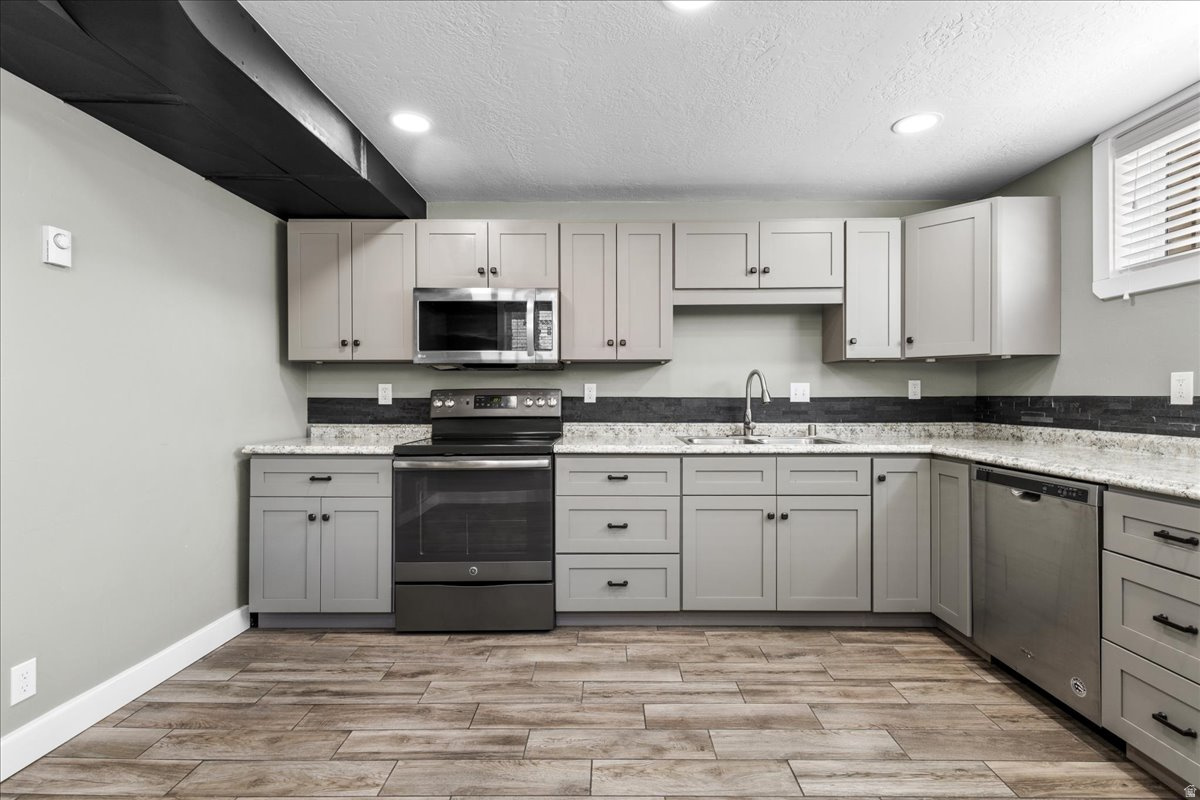 KELSEY SUB - Residential