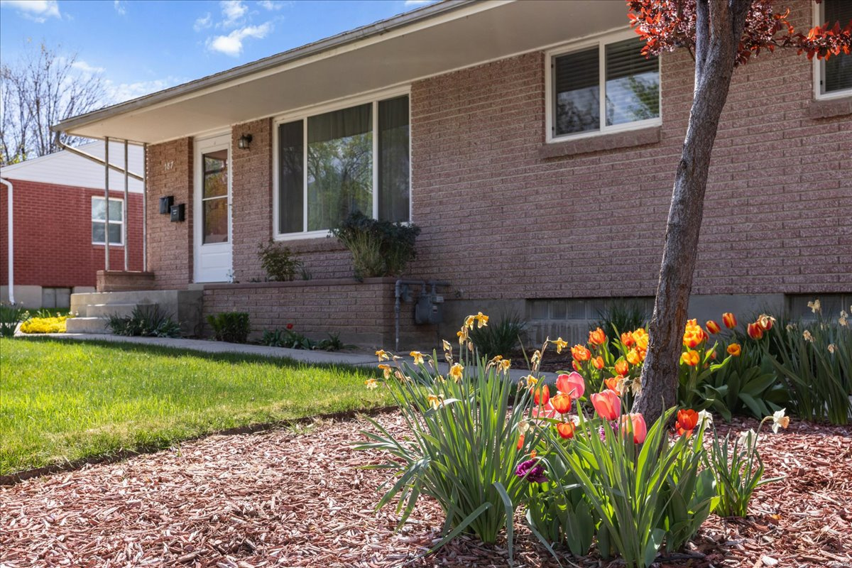 KELSEY SUB - Residential