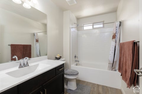 Tiny photo for 521 PALM COVE AVE, Washington, UT 84780 (MLS # 2191434)