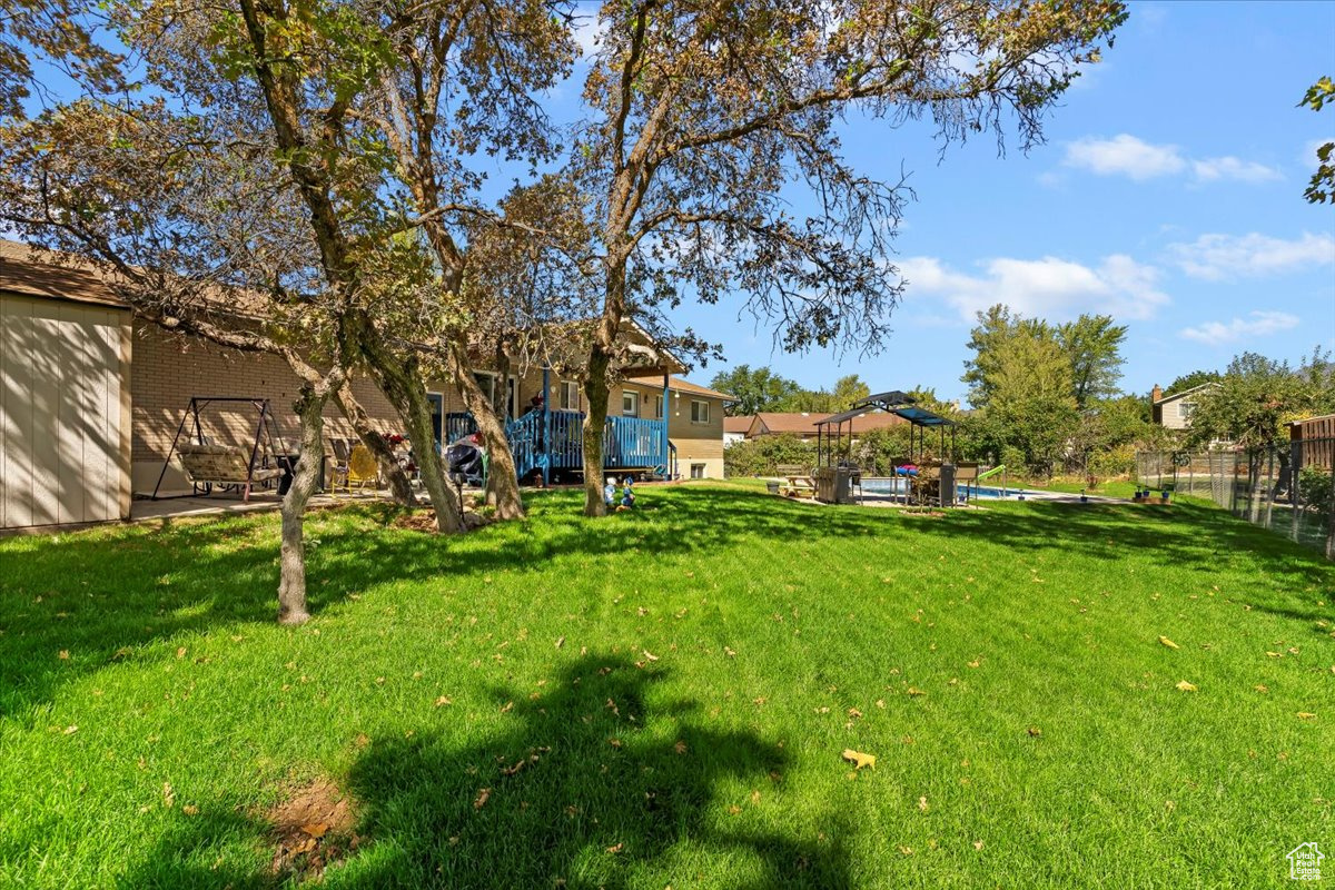 LA DONNA MESA PLAT B - Residential