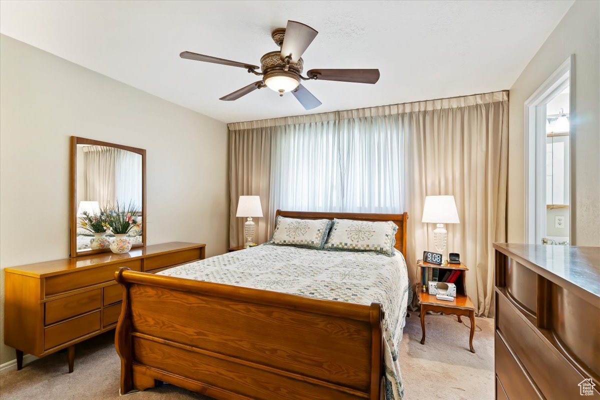 LA DONNA MESA PLAT B - Residential