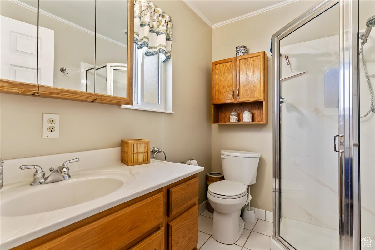 LA DONNA MESA PLAT B - Residential