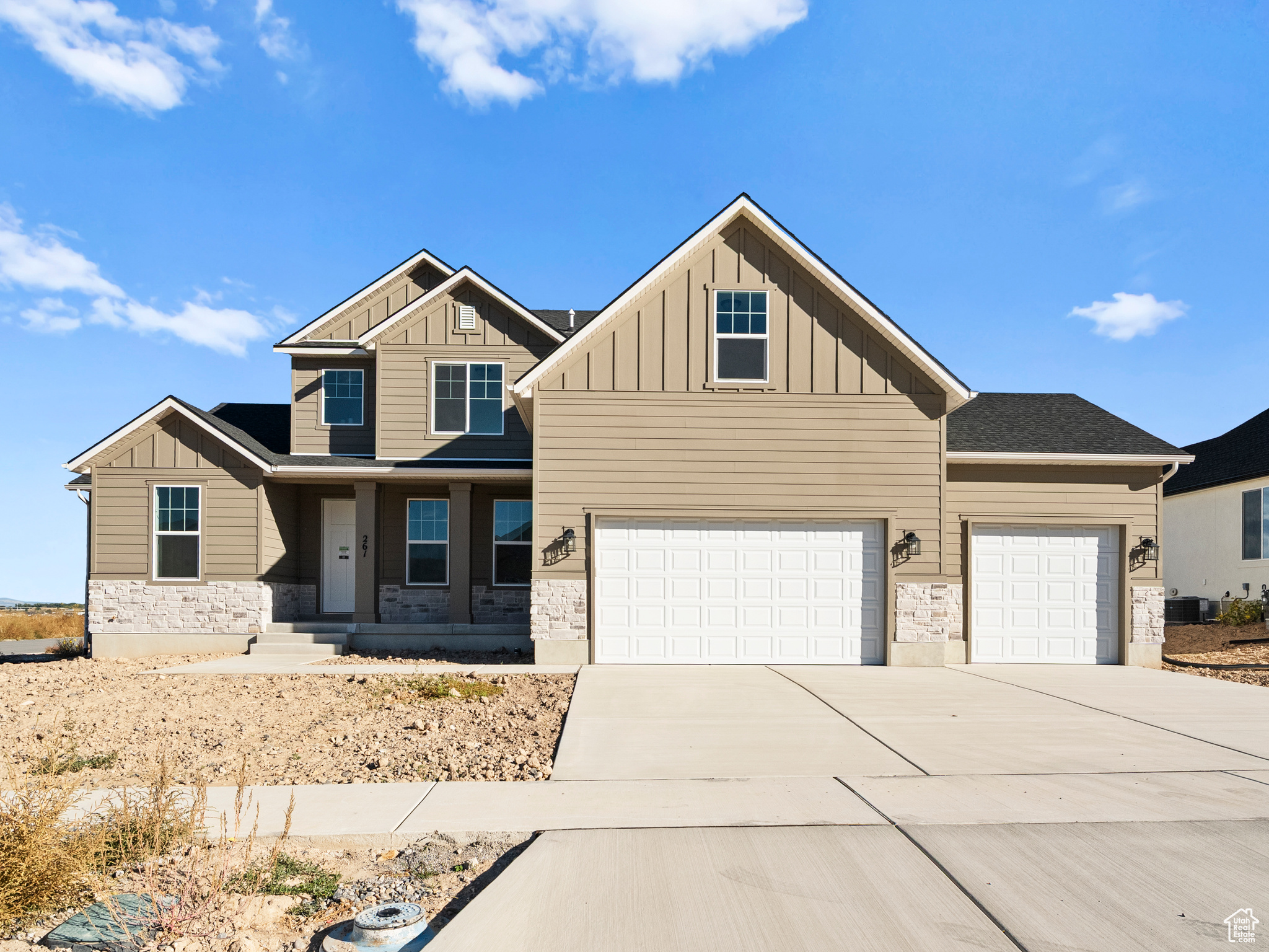 MOONLIGHT VILLAGE - Residential