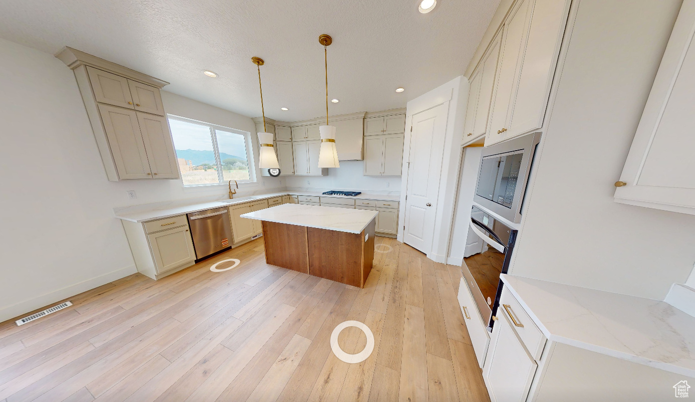 MOONLIGHT VILLAGE - Residential