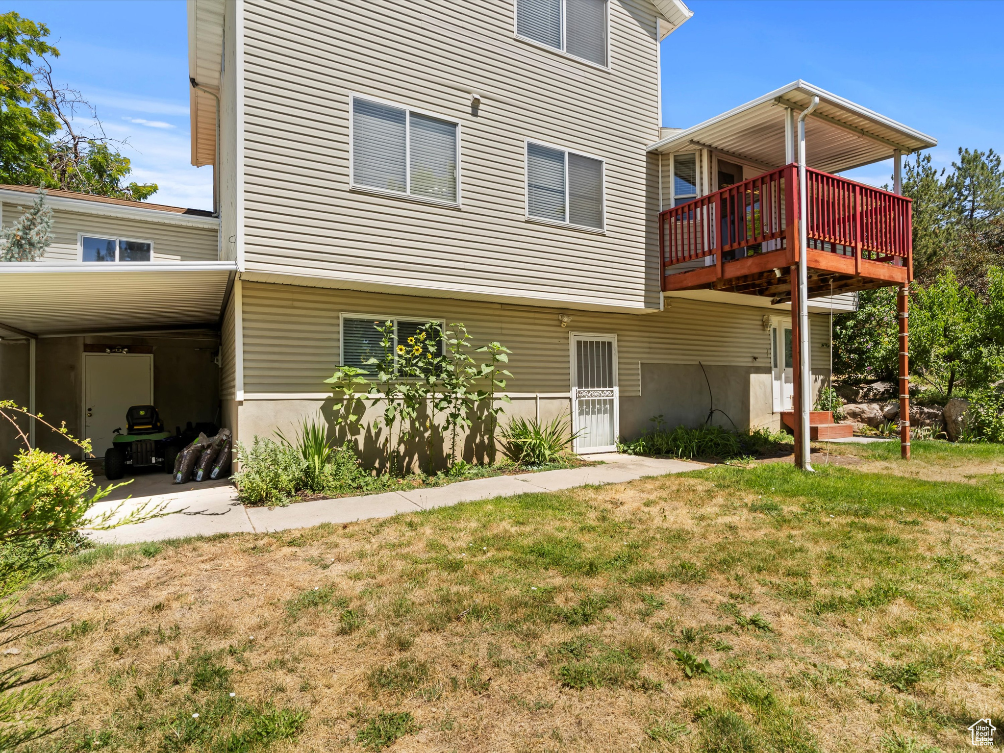 SUNNYSIDE MANOR SUB - Residential