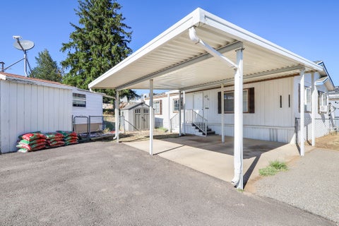 Mobile Home For Sale - 79 N Atherton Way<br/> Layton, UT 84041