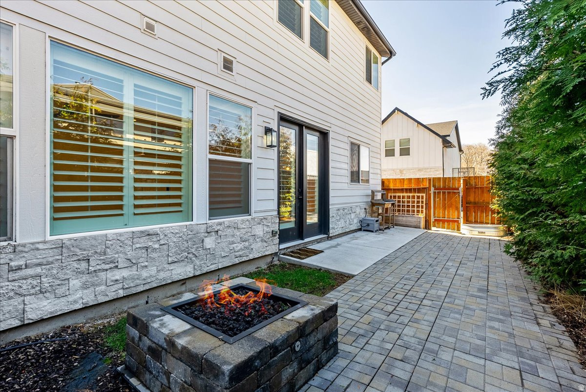 FOX DEN - Residential