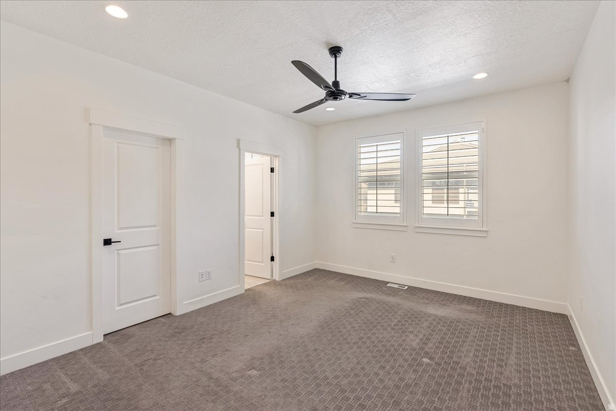 FOX DEN - Residential