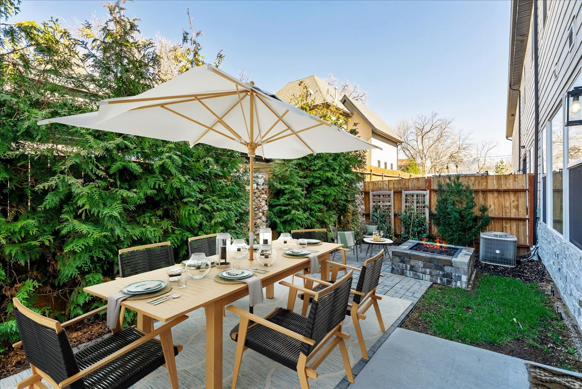 FOX DEN - Residential