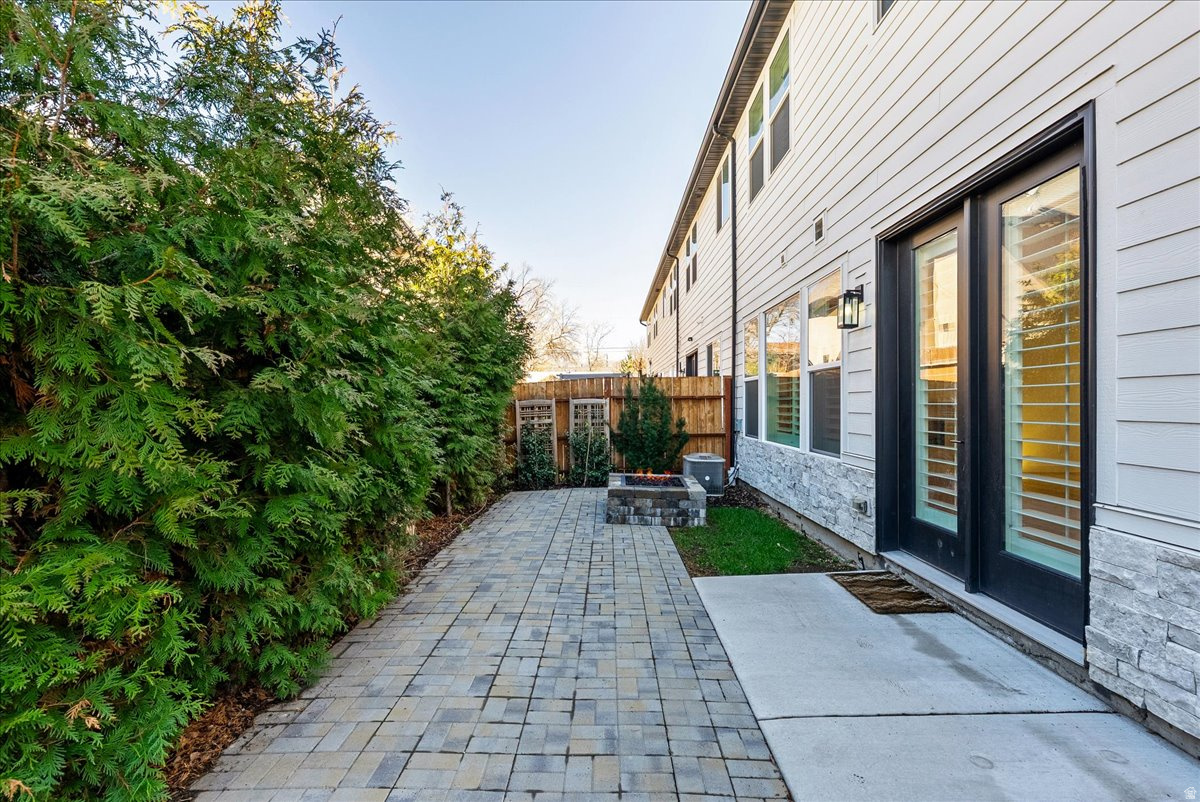 FOX DEN - Residential