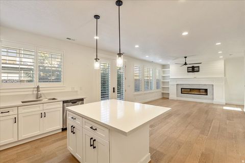 Tiny photo for 785 E AMARA PL, Millcreek, UT 84106 (MLS # 2141689)