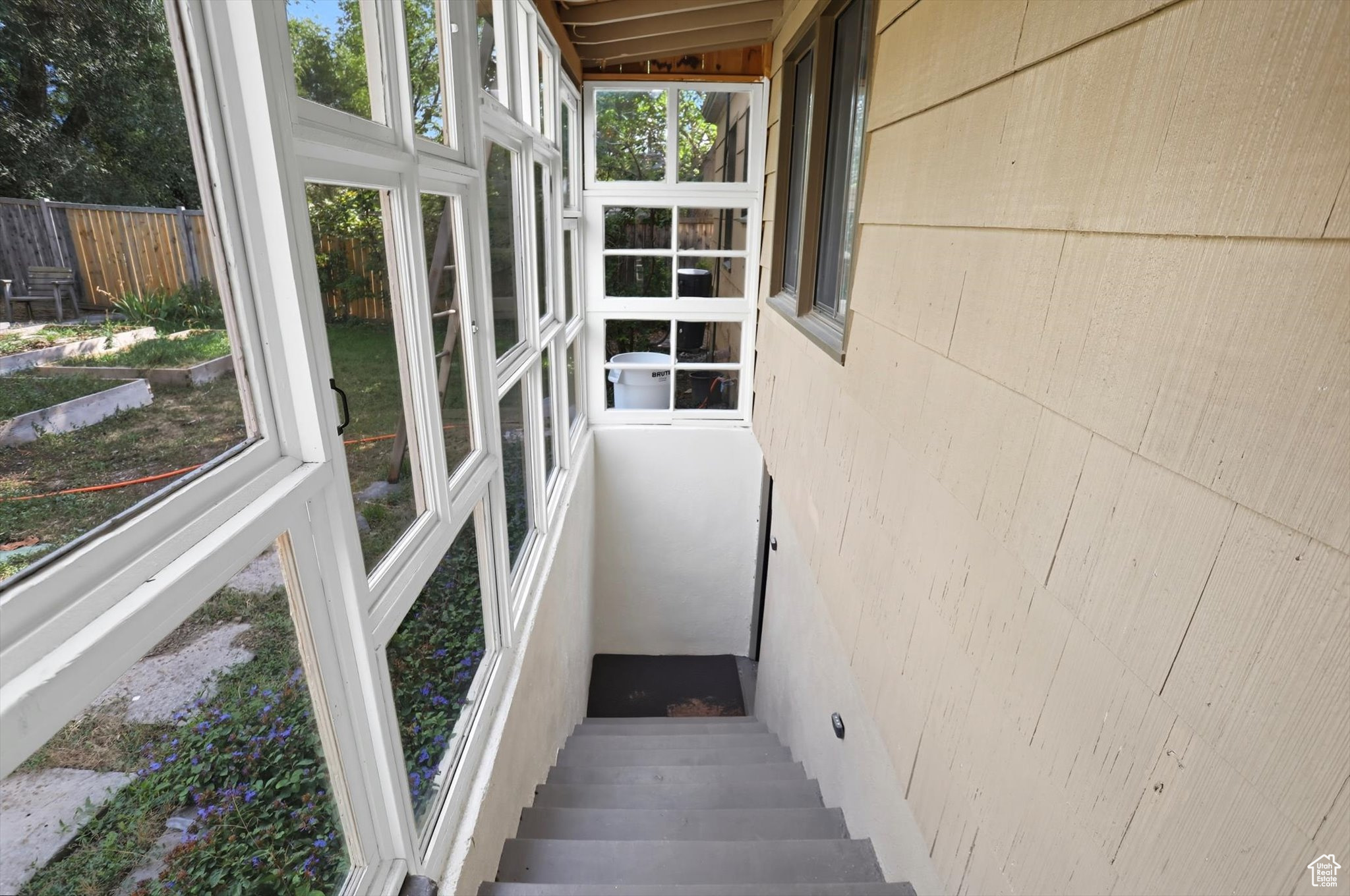 LAKEVIEW HEIGHTS - Residential