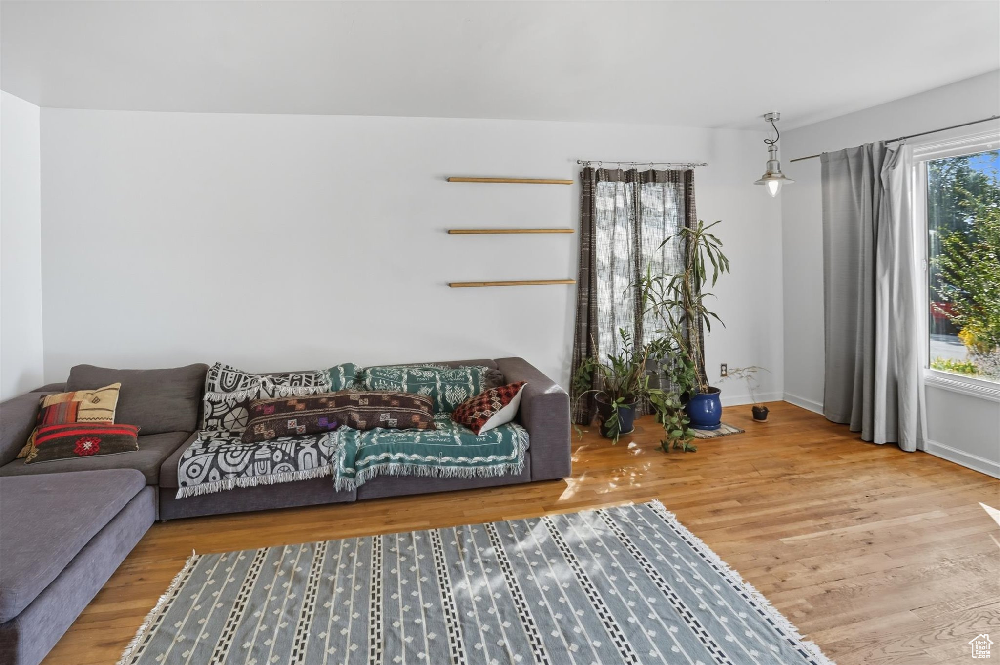 LAKEVIEW HEIGHTS - Residential