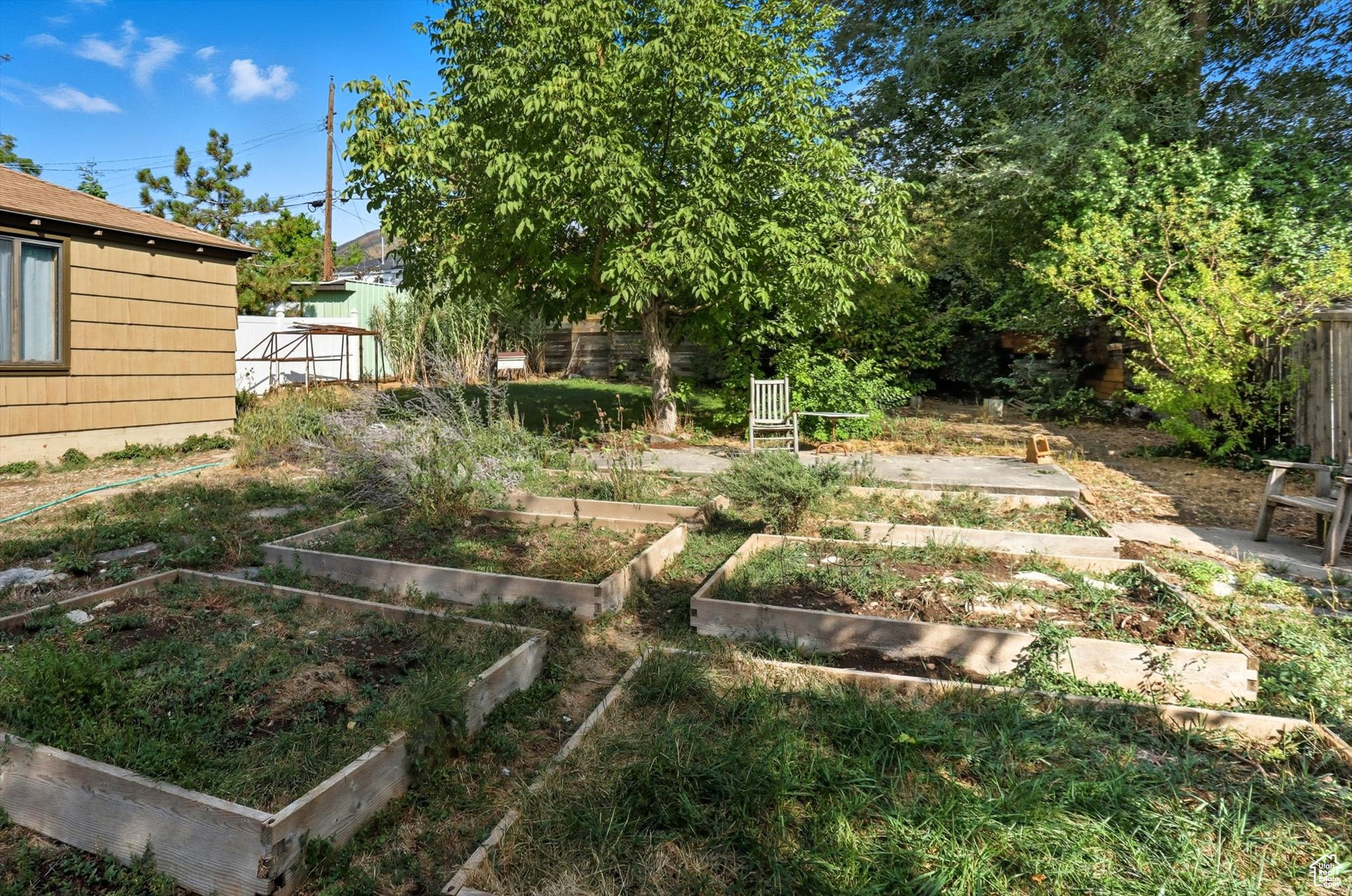 LAKEVIEW HEIGHTS - Residential